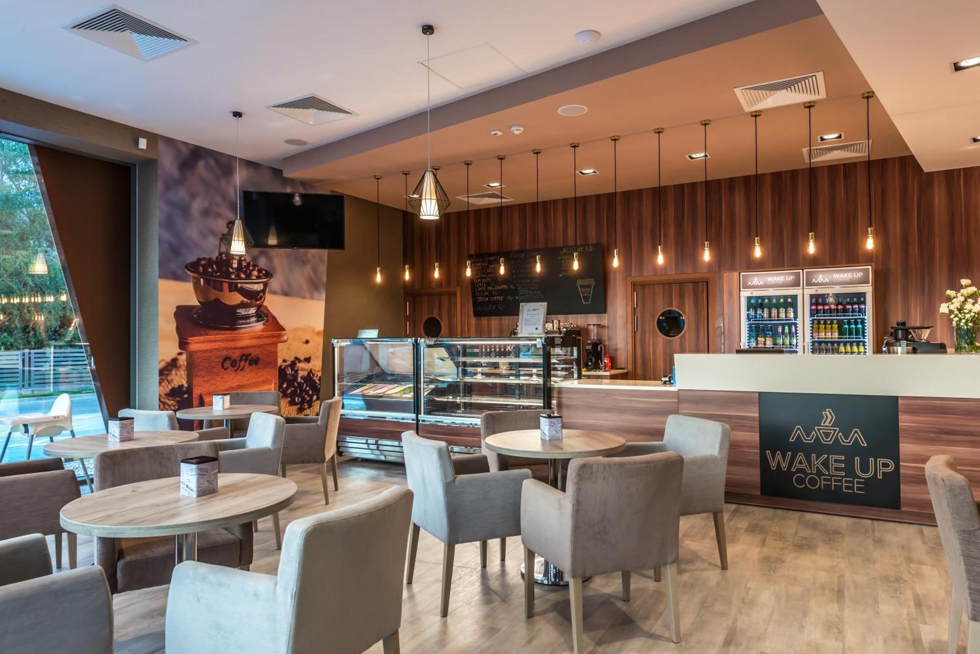 Apart Hotel 12 Жешув Экстерьер фото